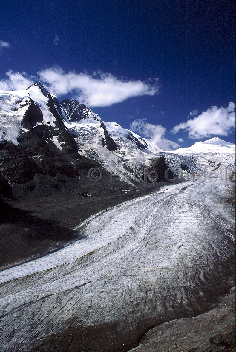 Glossglockner Mountain, Austria
 (cod:Austria 16)